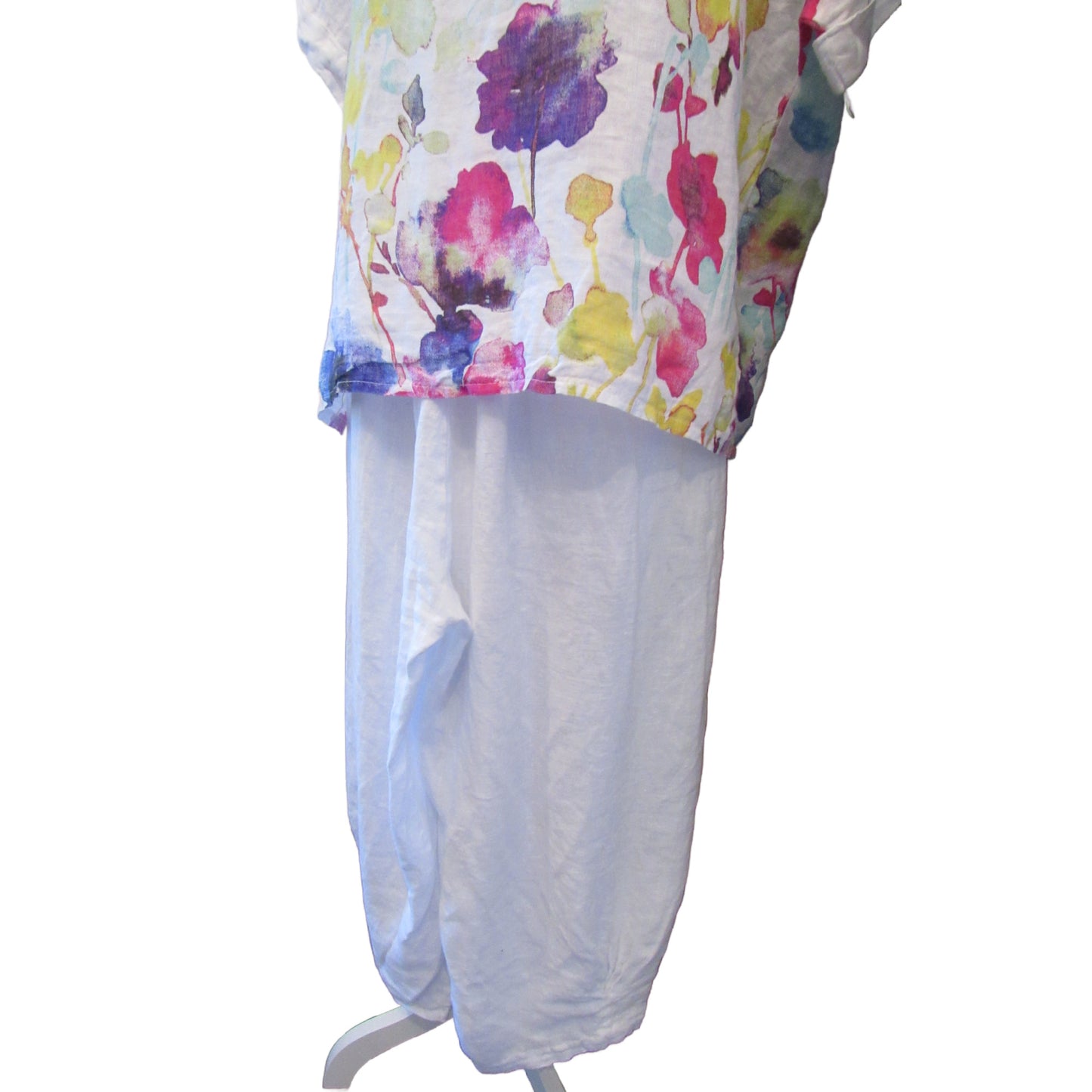 White Linen Cropped Balloon Pants